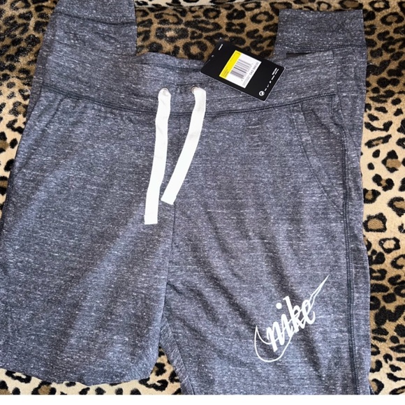 Nike SWEATSUIT - Picture 4 of 5